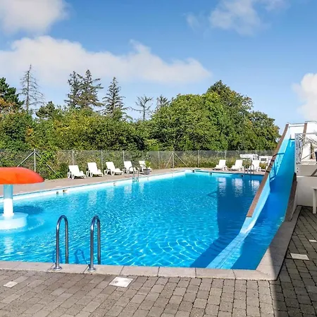 Nice In With Outdoor Swimming Pool Humble