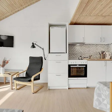 1 Bedroom Cozy In Casa de Férias Nordenbro Vesteregn